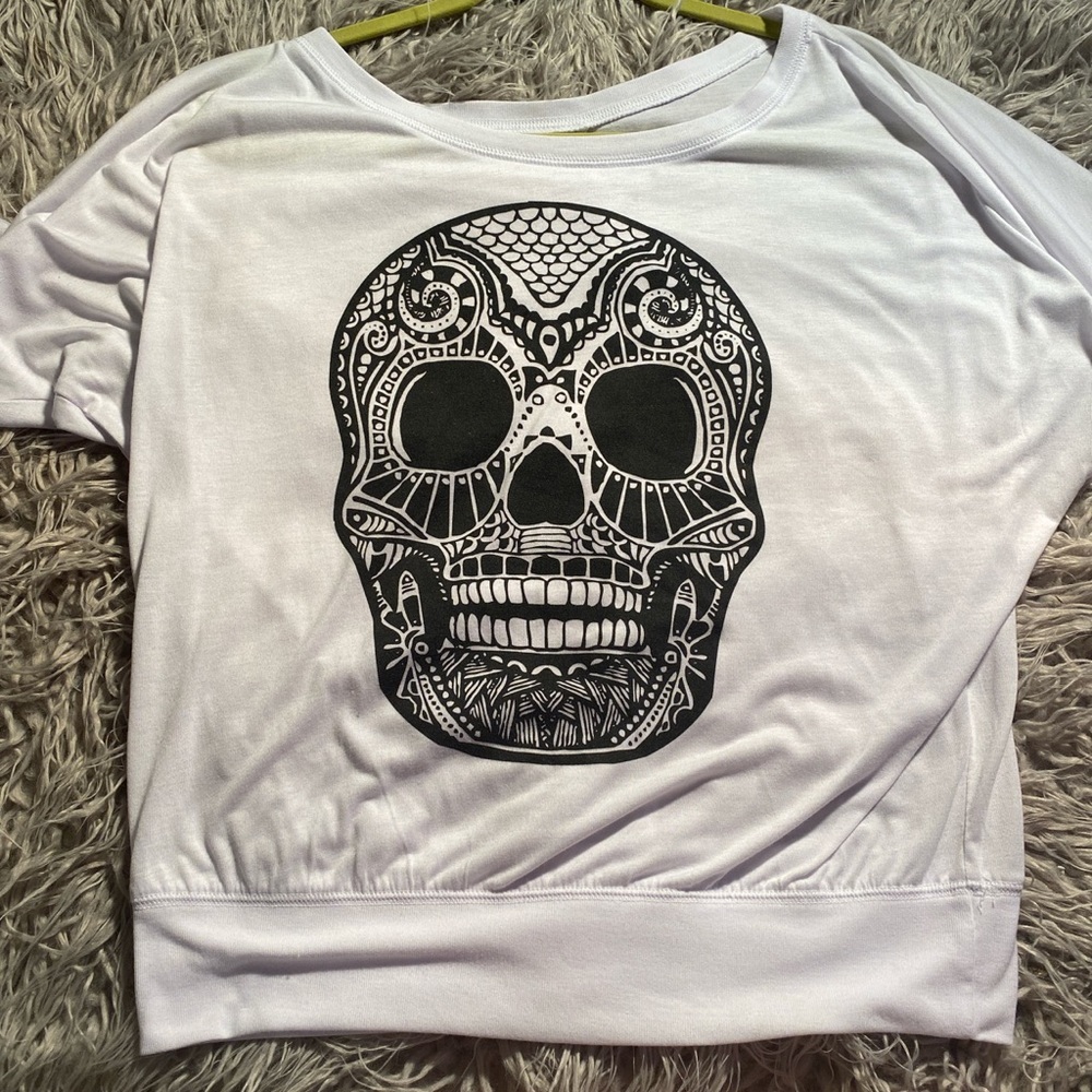 long sleeve electric threads skull shirt